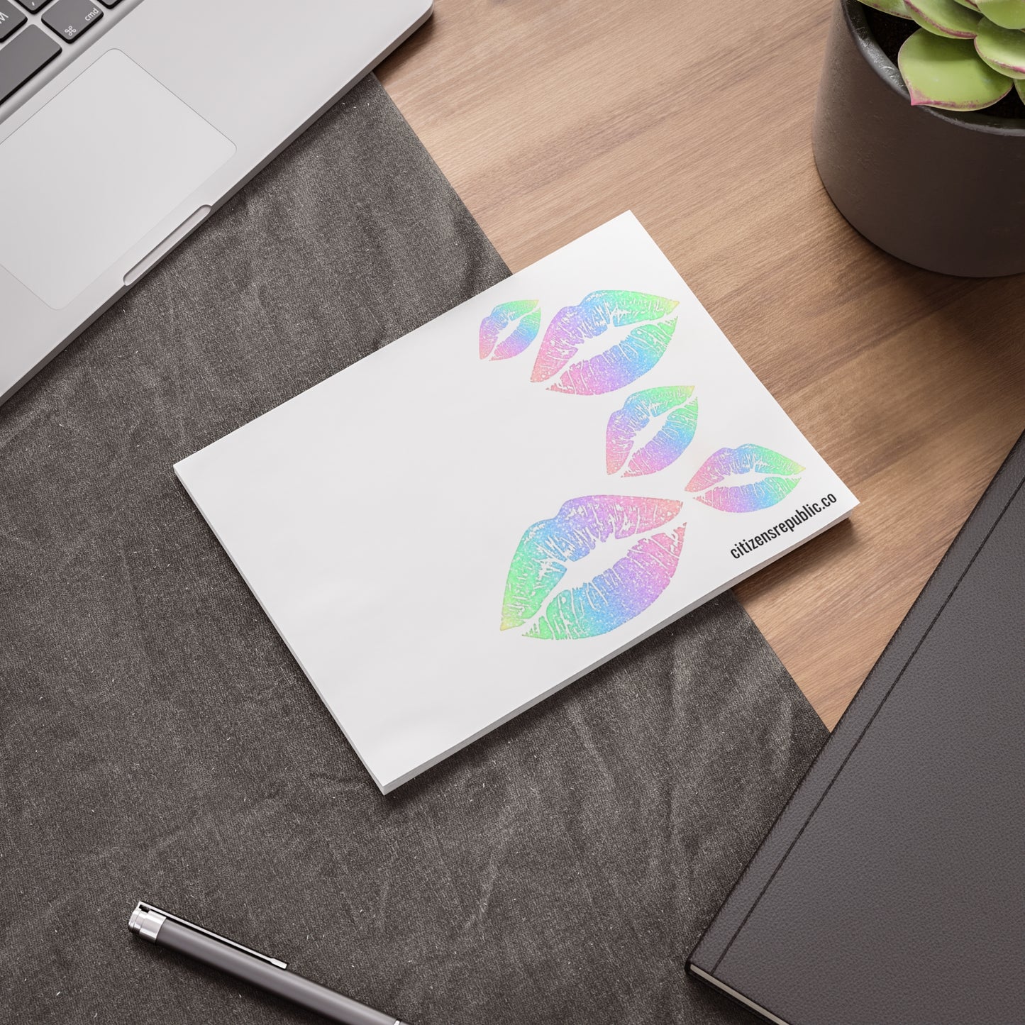 Kiss Kiss Post-it® Note Pads